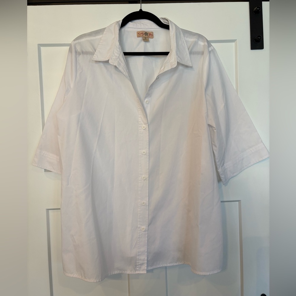 Womens Regular Fit 3/4 Sleeve Button Down Collared Camp Shirt XL